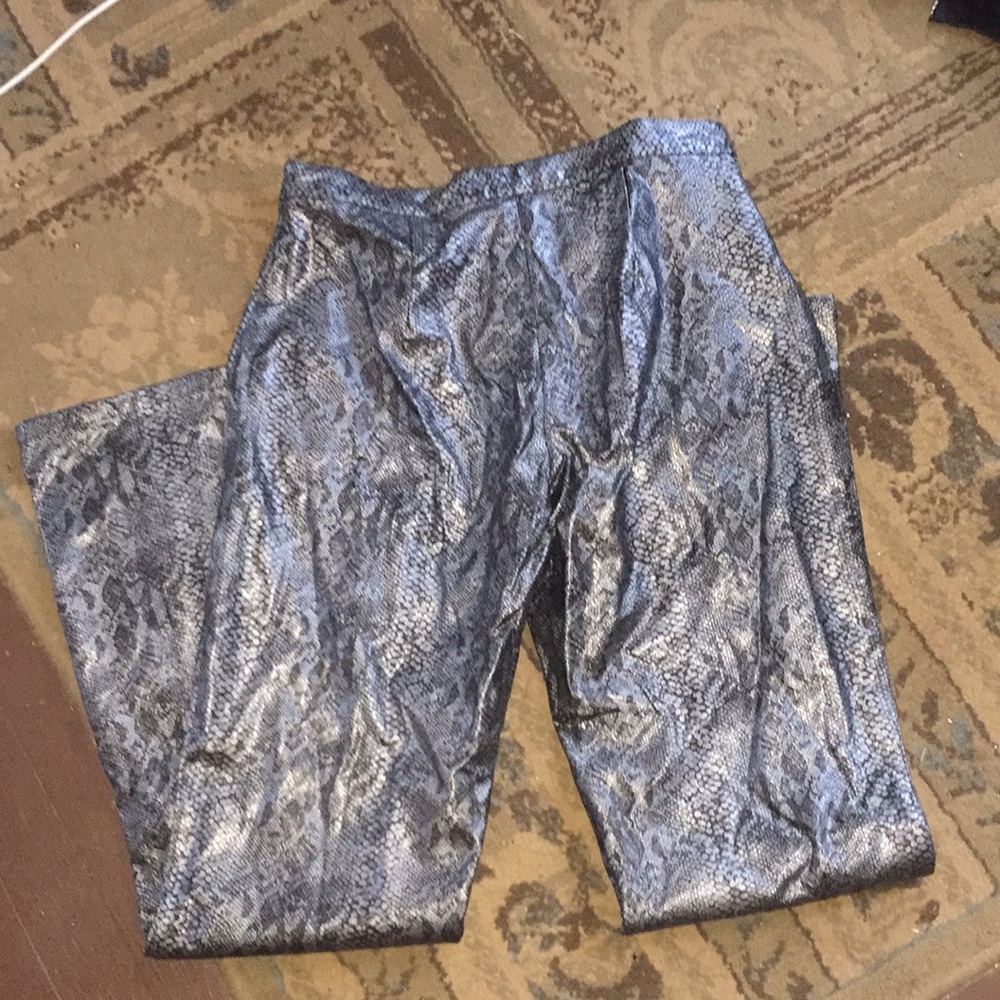 Fuax leather snakeskin pants - Picture 3 of 3